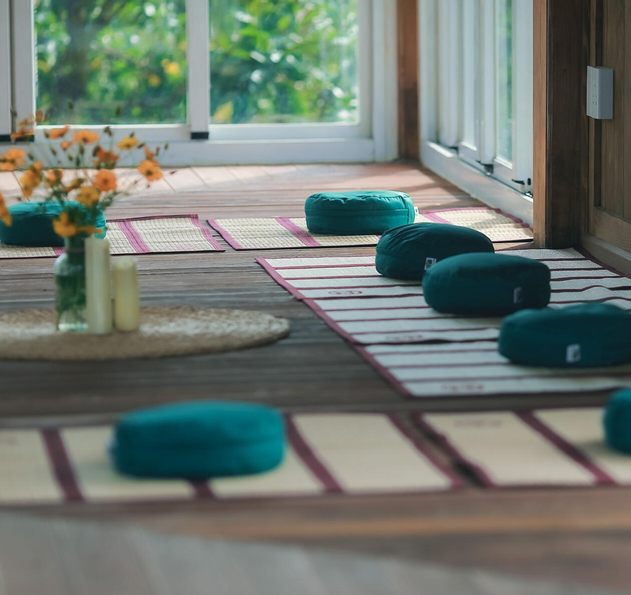 Come sit mindfully